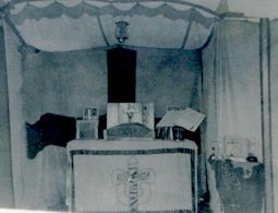 Altar annexe