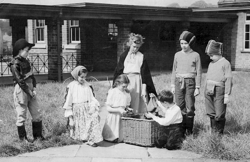 Beeston Fields School Play