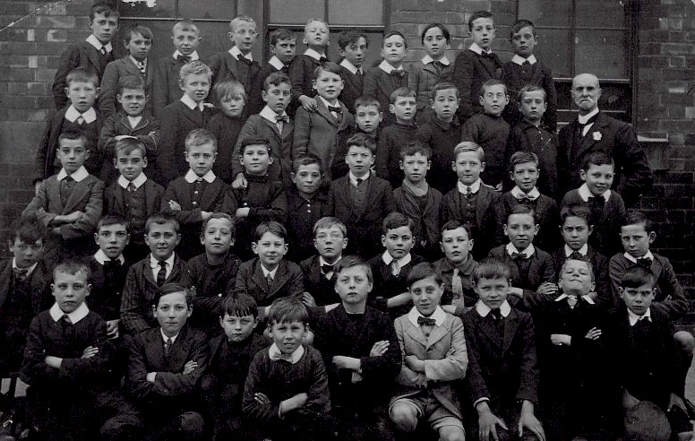 Church St Boys c1918